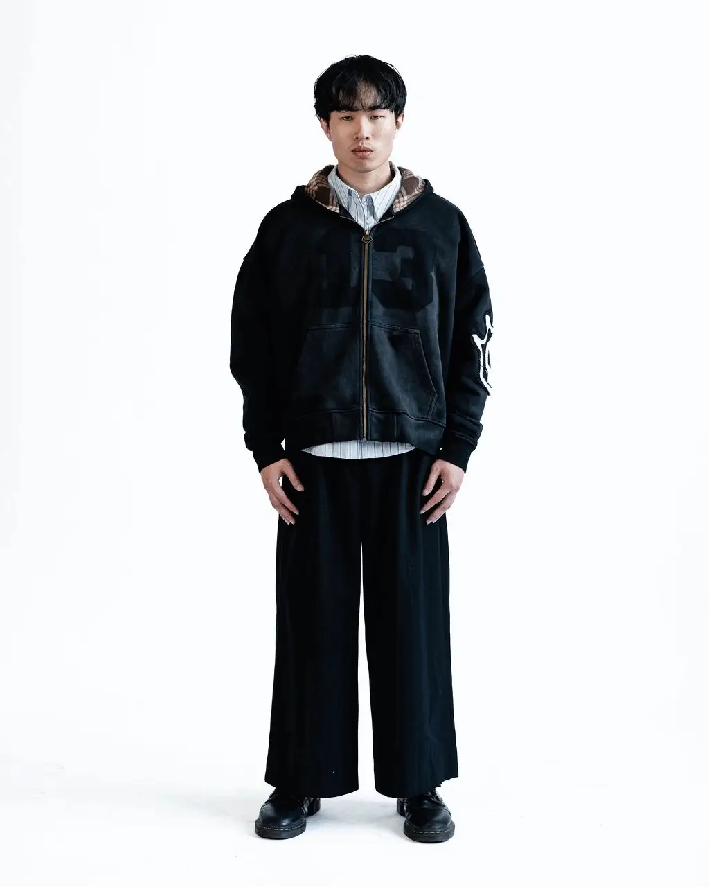 G-13 - Image 3