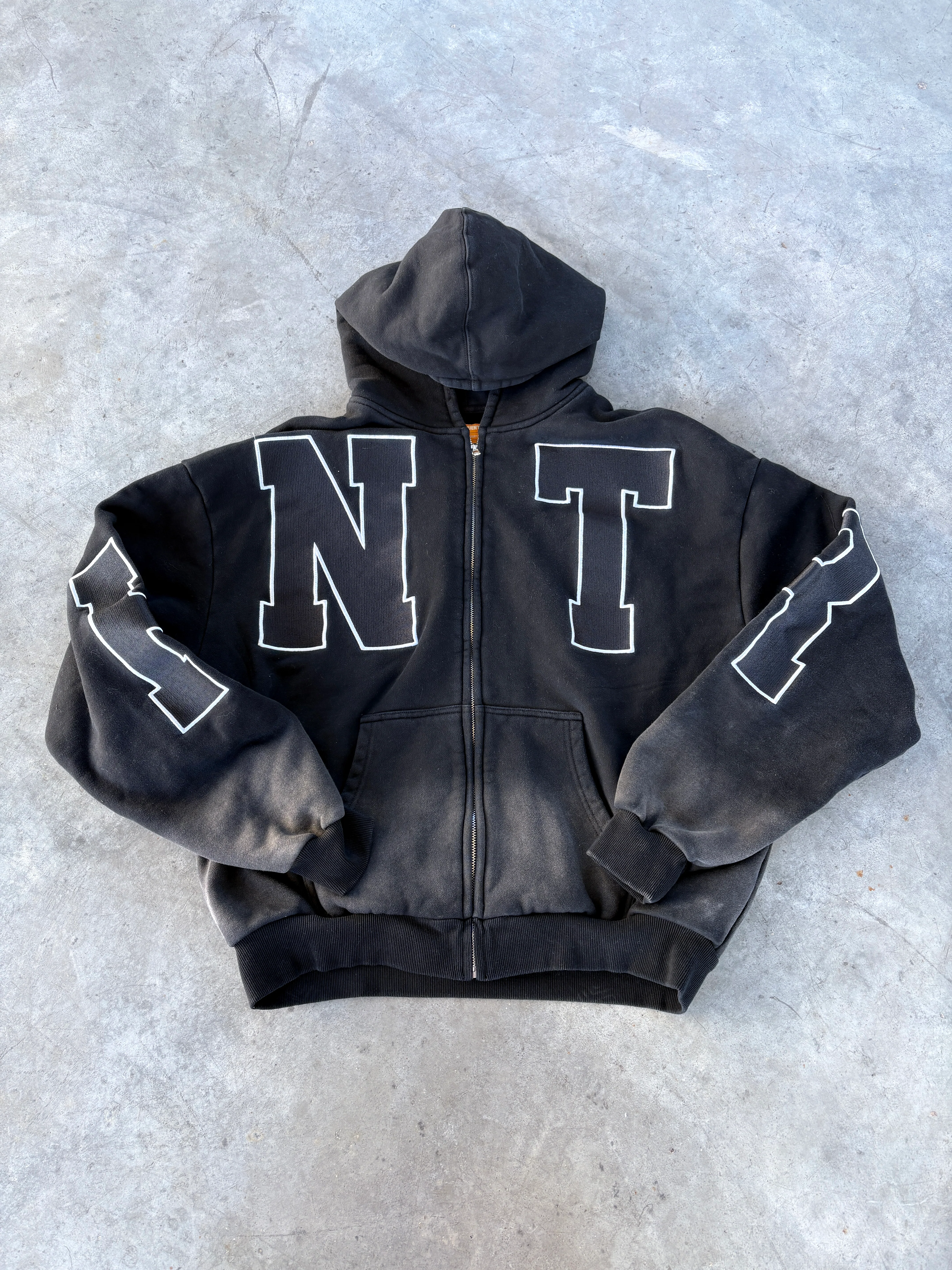 HNTR Black
